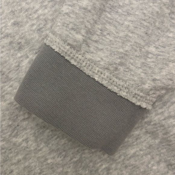 Gray Nike Crewneck Pullover Nike Yoga Thermafit Lightweight Shirt Size Small - Picture 7 of 10